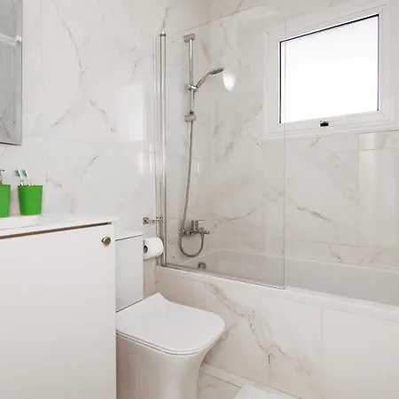Villa Atlantia - Nissi Area Ayía Nápa